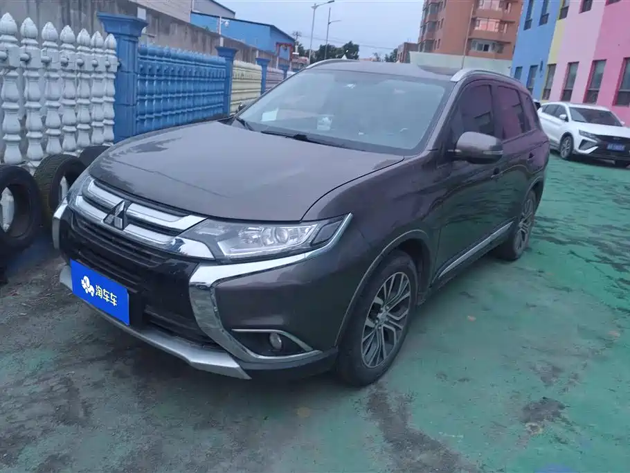 Mitsubishi Outlander 2017