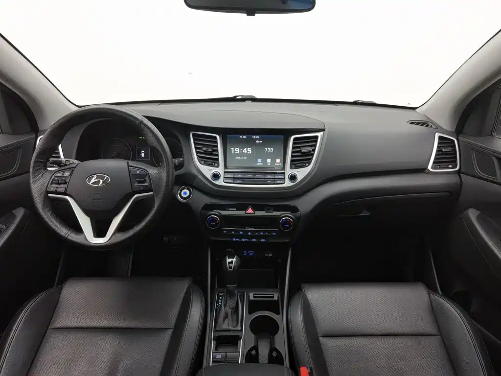 Hyundai Tucson 2018 — фото 5