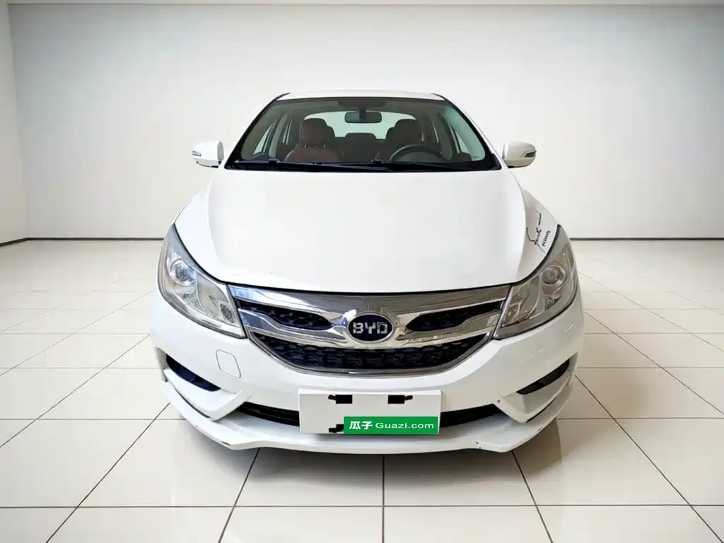 BYD Surui 2015