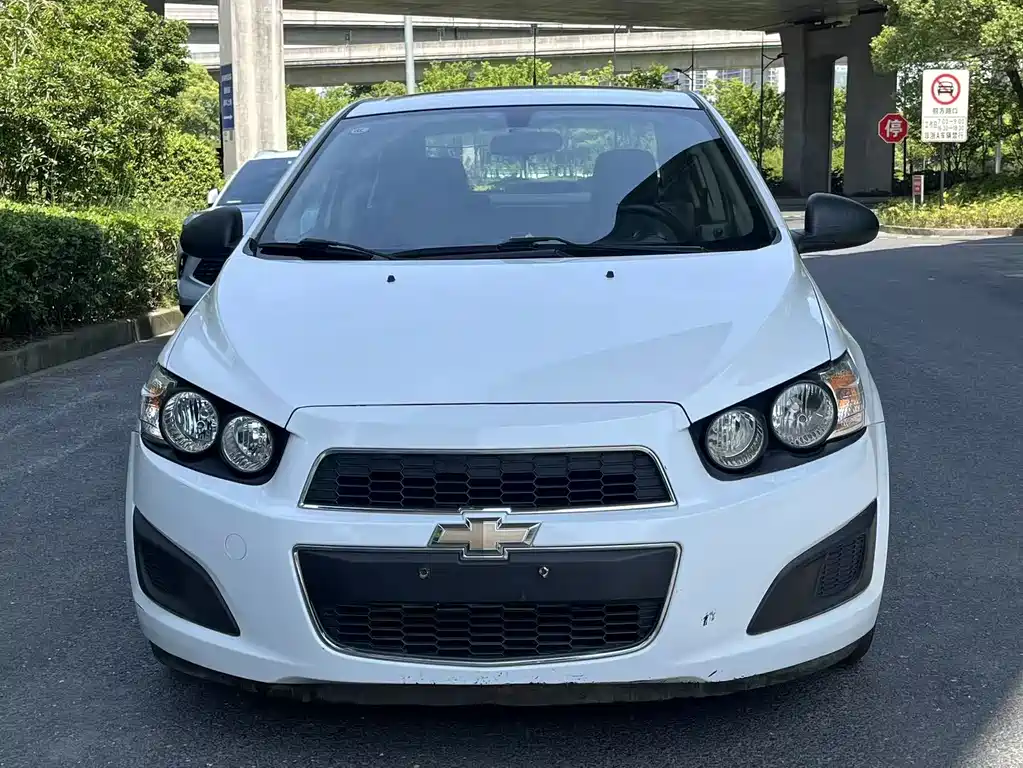 Chevrolet Aveo 2014 — фото 2