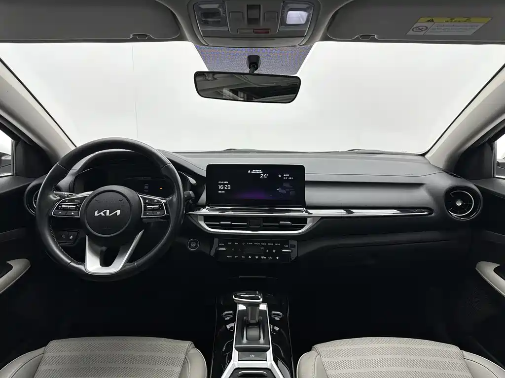 Kia K3 2023