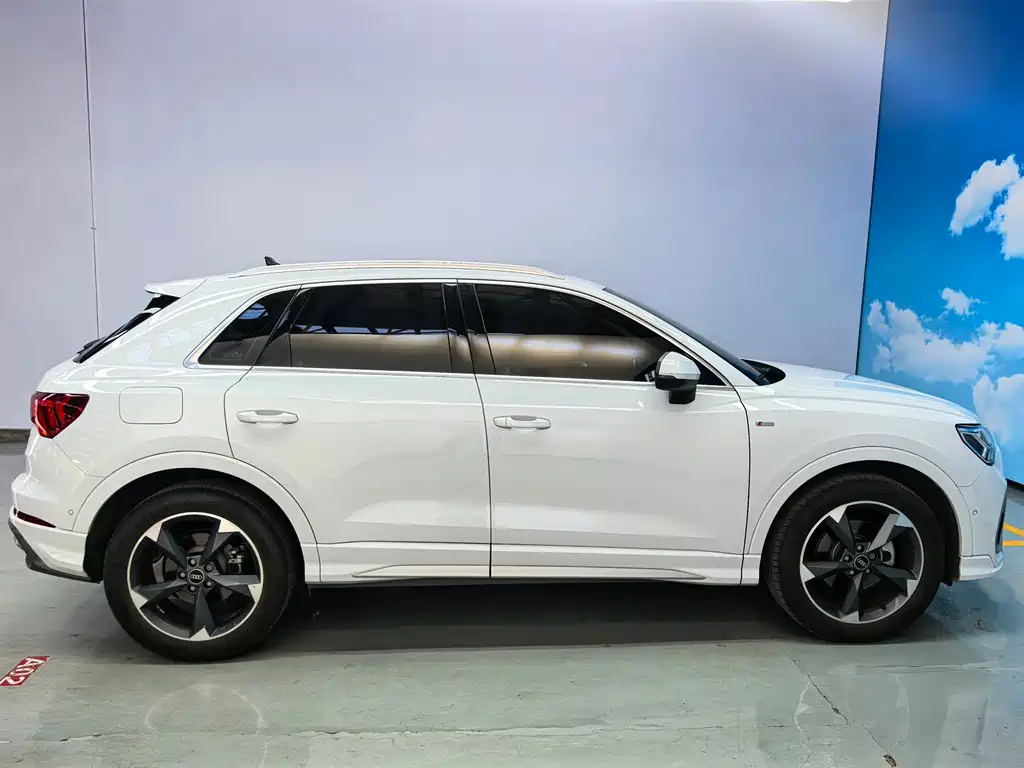 Audi Q3 2022