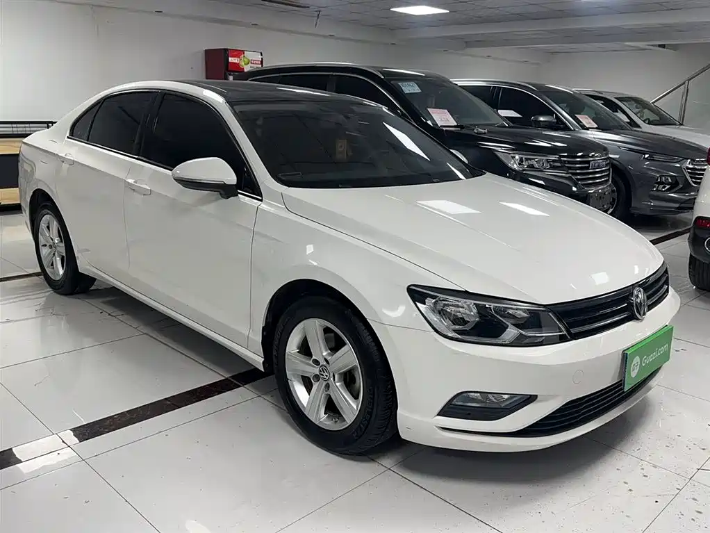 Volkswagen Lamando 2017 — фото 10