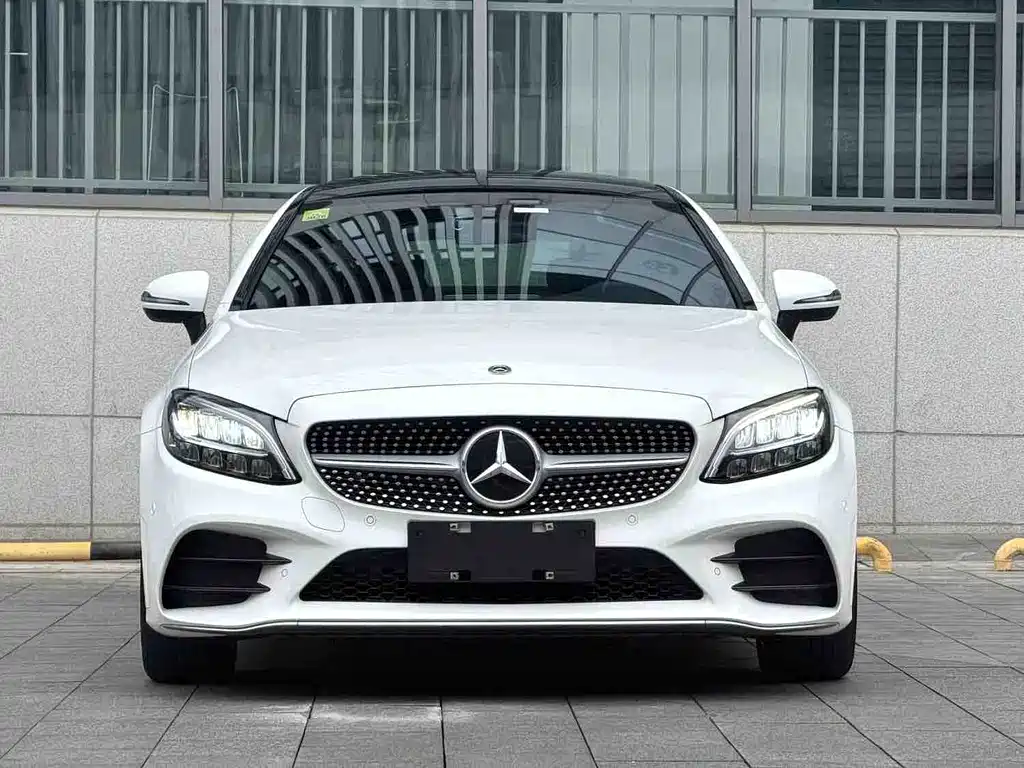 Mercedes-Benz C-Class 2020