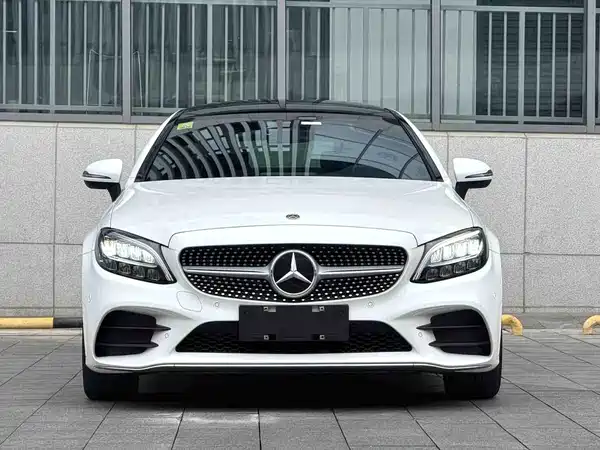 Mercedes-Benz C-Class 2020