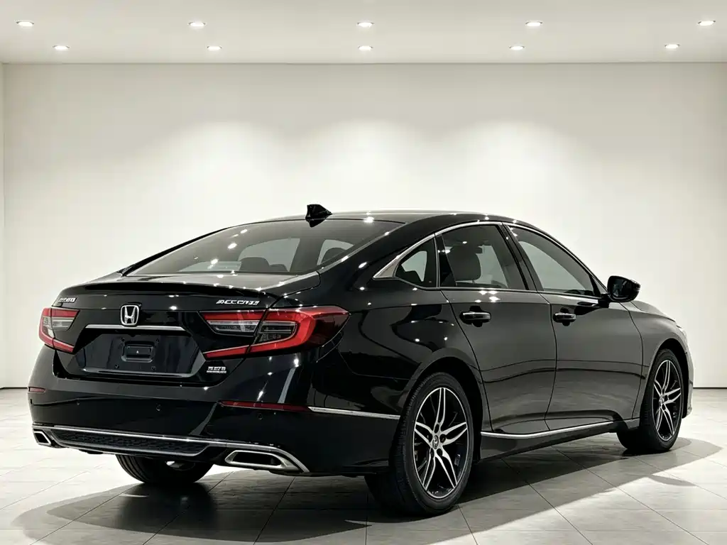 Honda Accord 2022 — фото 12