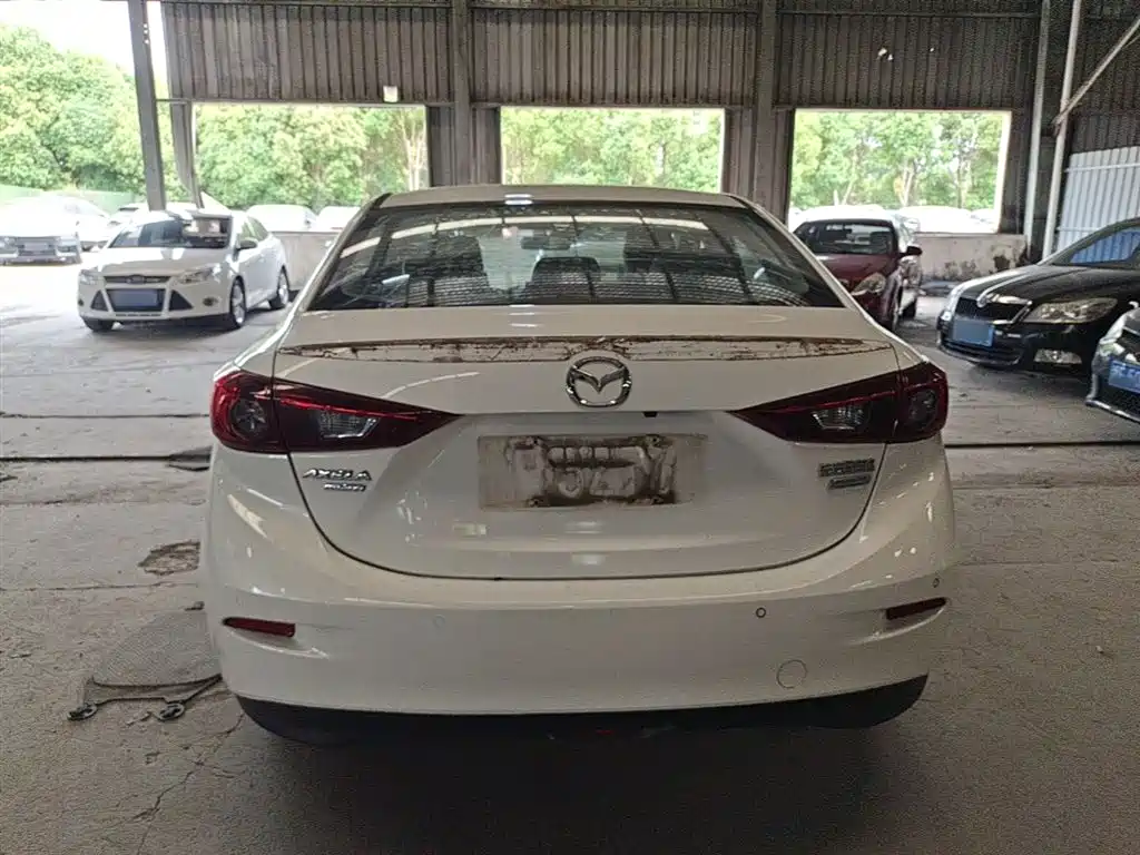 Mazda 3 Axela 2018 — фото 6