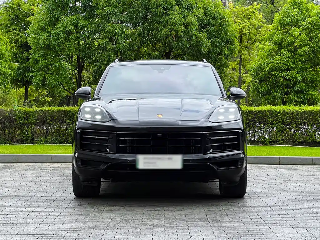 Porsche Cayenne Hybrid 2025 — фото 2