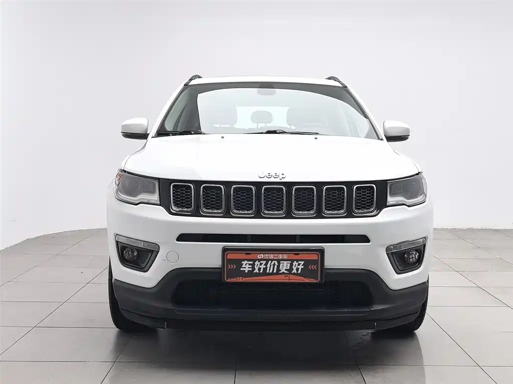 Jeep Compass 2018 — фото 3