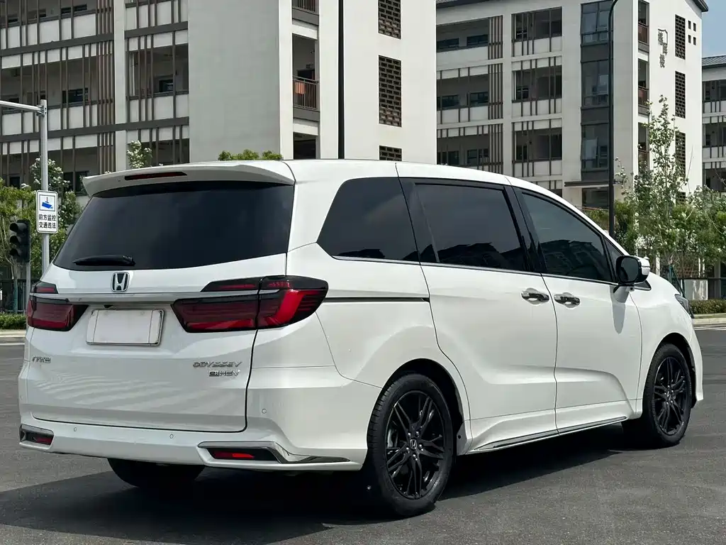 Honda Odyssey 2022 — фото 3