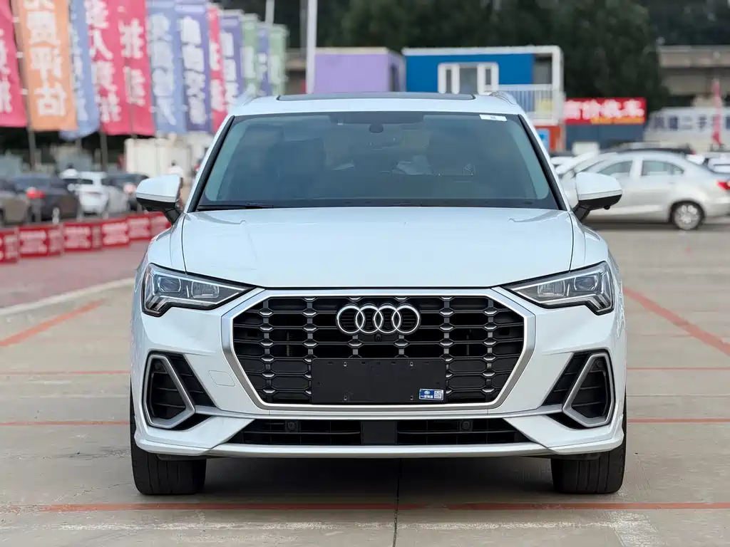 Audi Q3 2022