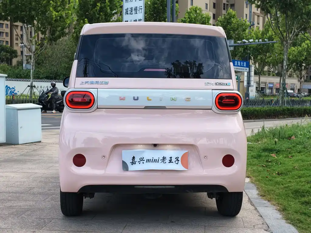 Wuling Hongguang MINIEV 2025