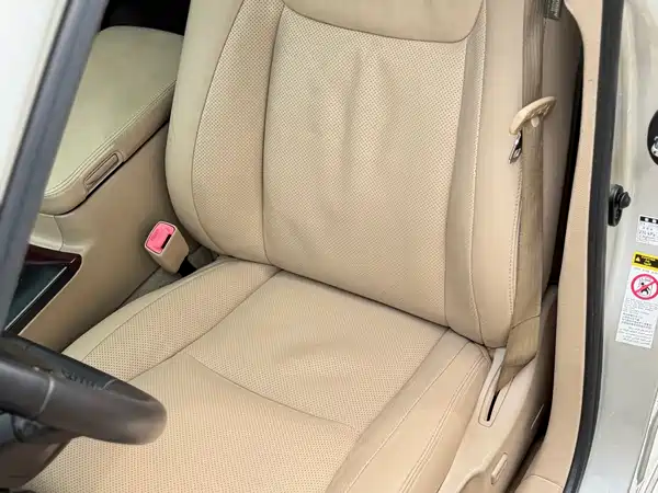 Toyota Crown 2010