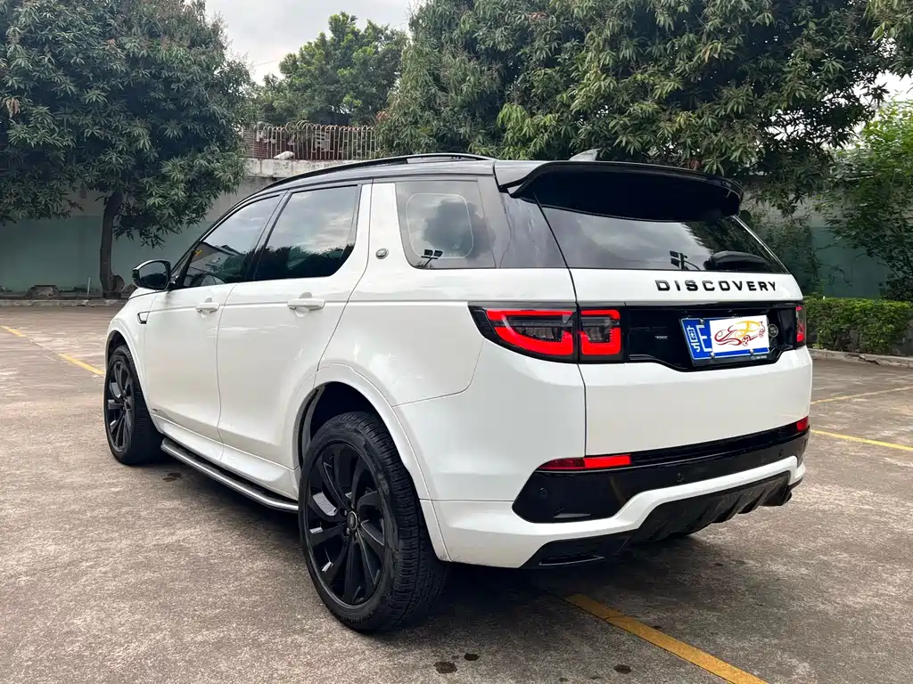 Land Rover Discovery Sport 2021 — фото 9