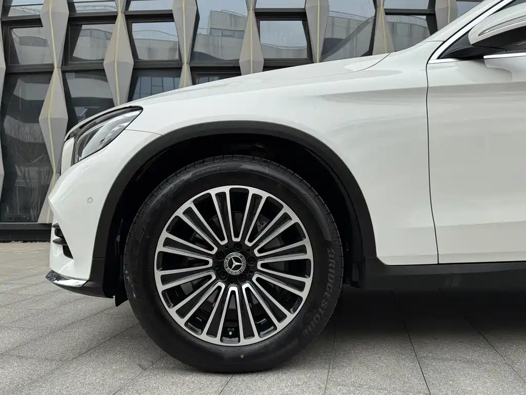 Mercedes-Benz GLC 2019 — фото 4