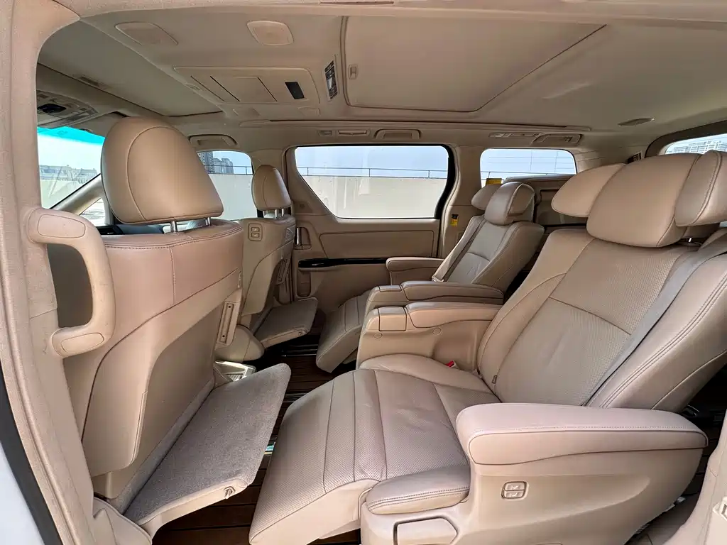 Toyota Alphard 2014 — фото 5