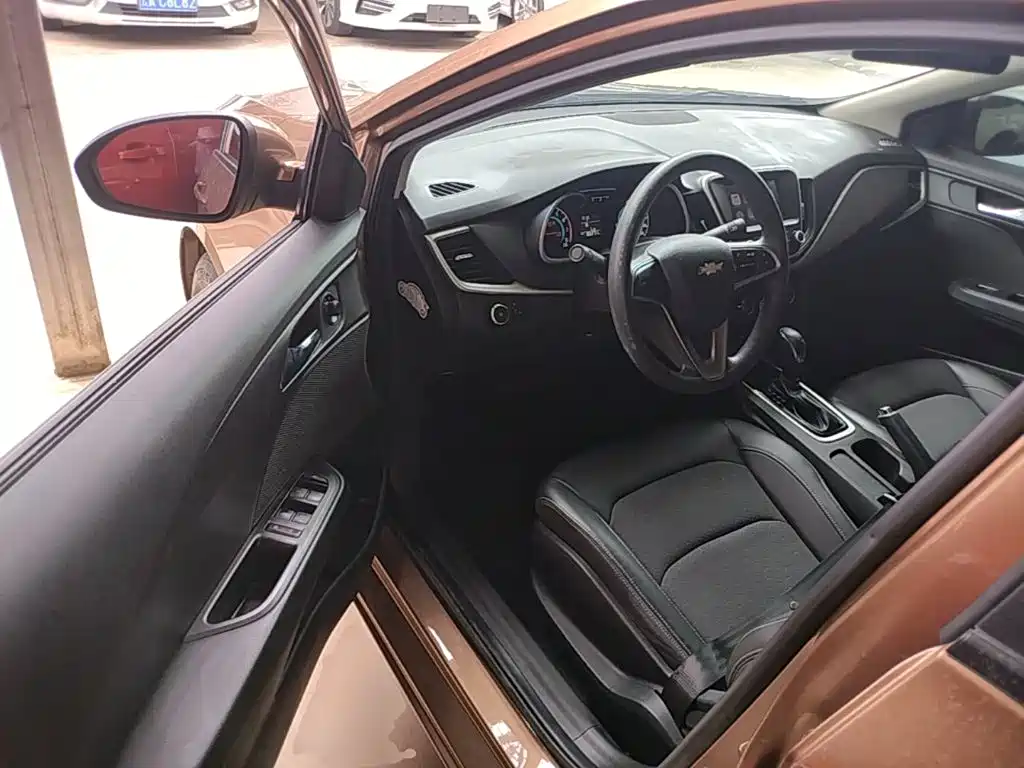Chevrolet Cavalier 2016 — фото 16