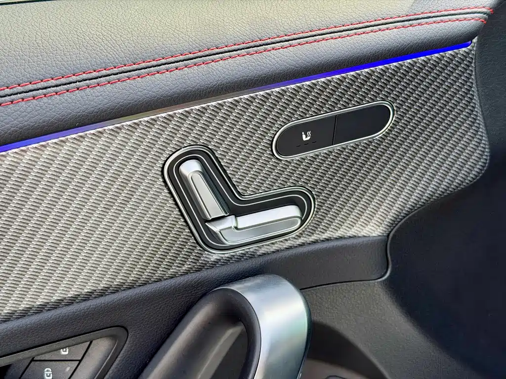 Mercedes-Benz A-Class 2025 — фото 9