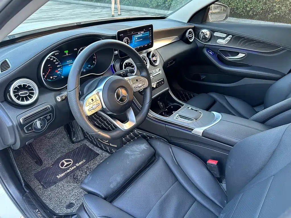 Mercedes-Benz C-Class 2020 — фото 9