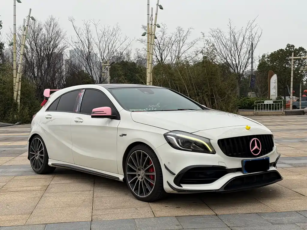 Mercedes-Benz A-Class AMG 2018 — фото 6
