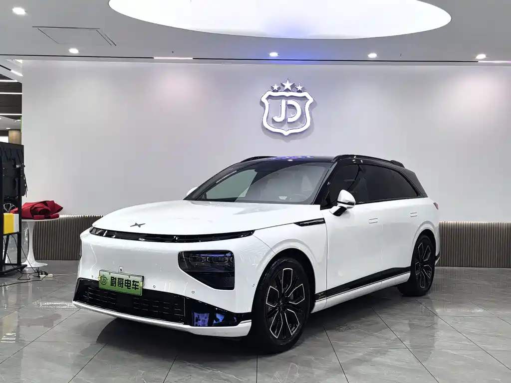 XPeng G9 2025