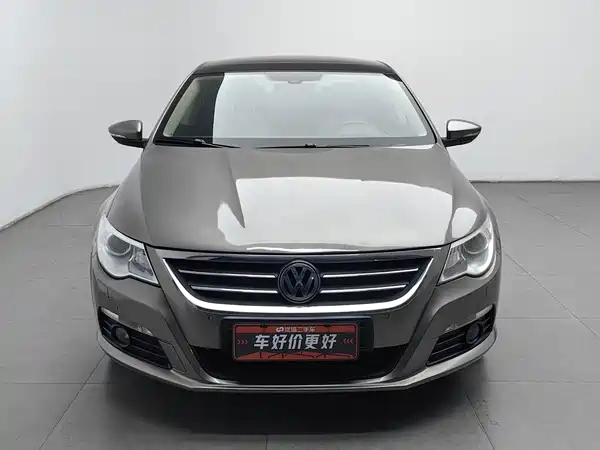 Volkswagen CC 2011