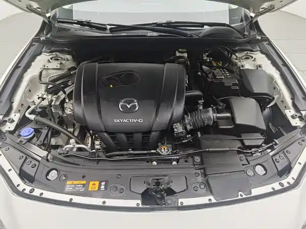 Mazda 3 Axela 2021