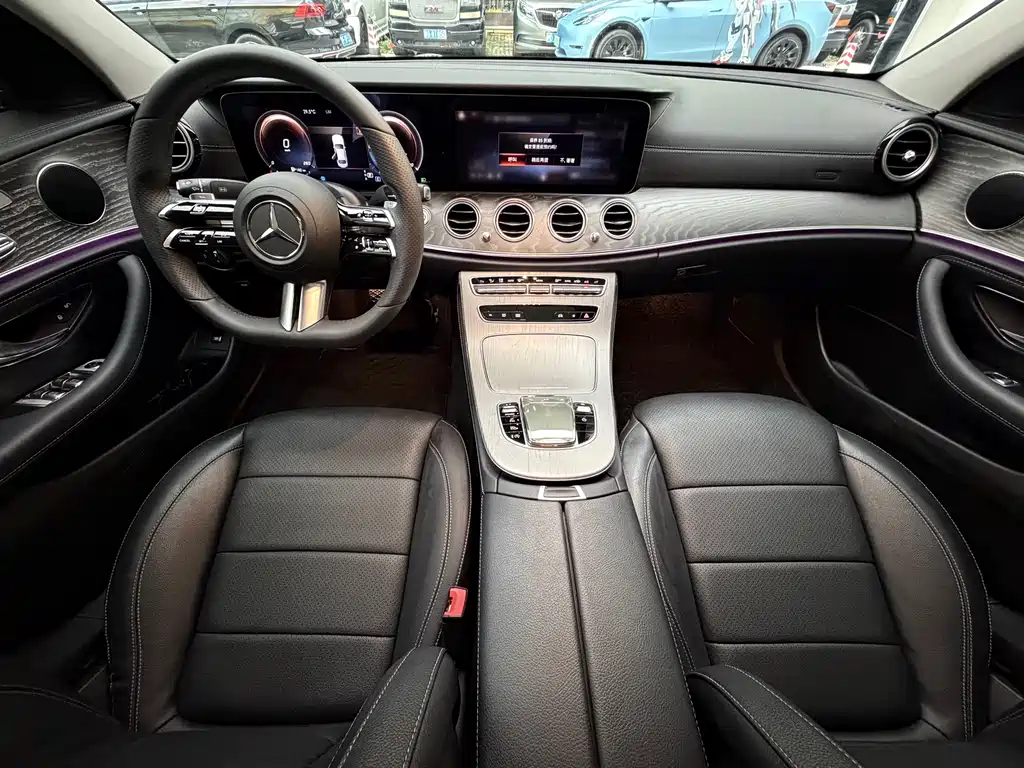 Mercedes-Benz E-Class 2021