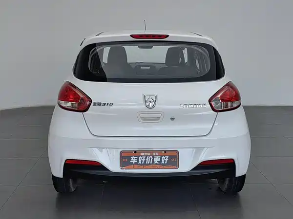 Baojun 310 2017