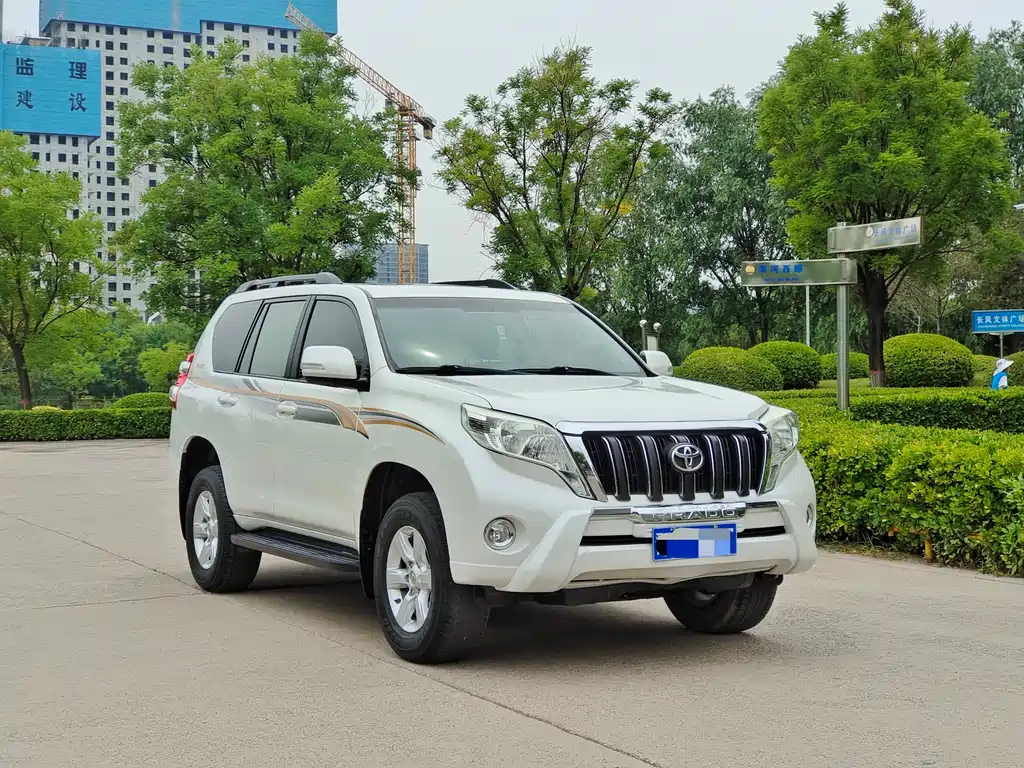 Toyota Prado 2017 — фото 3