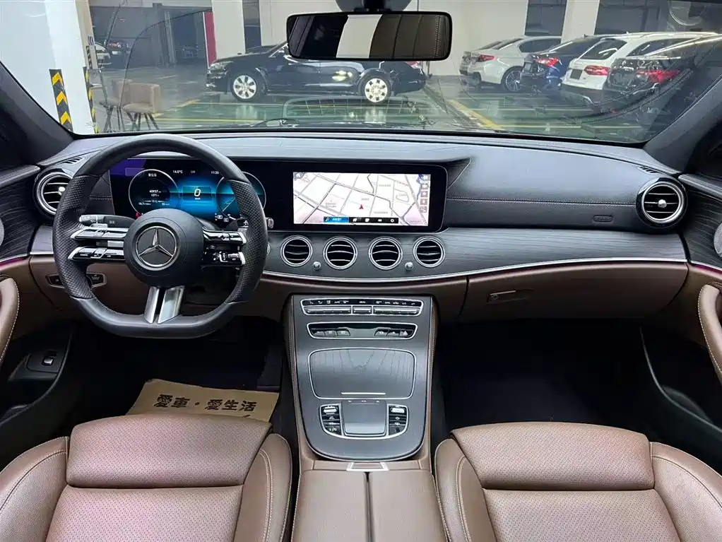 Mercedes-Benz E-Class 2022 — фото 14