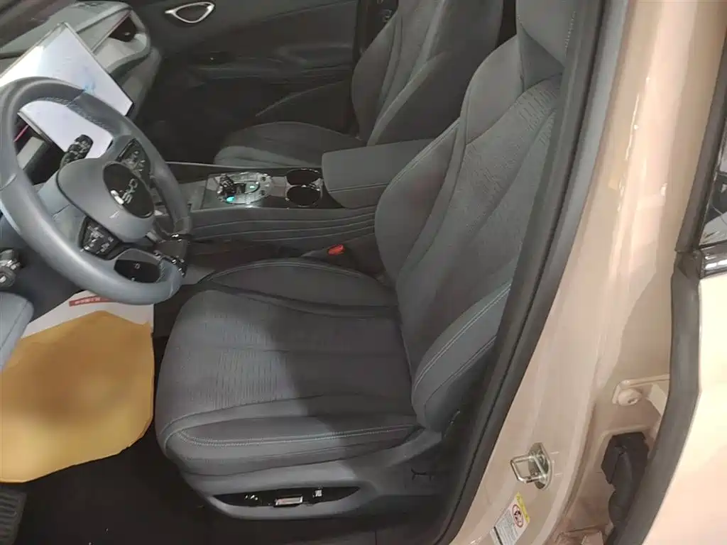 BYD Seal 06GT 2025 — фото 15
