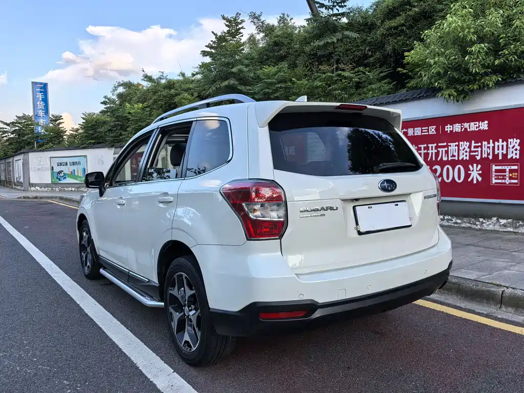 Subaru Forester 2015 — фото 19