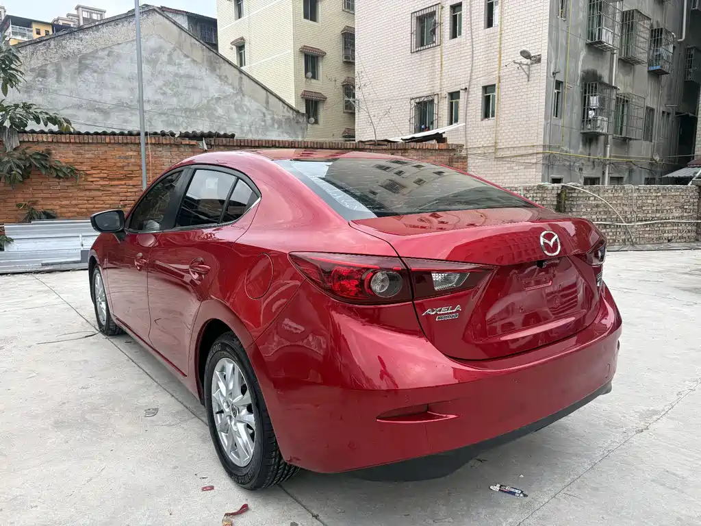 Mazda 3 Axela 2018 — фото 4