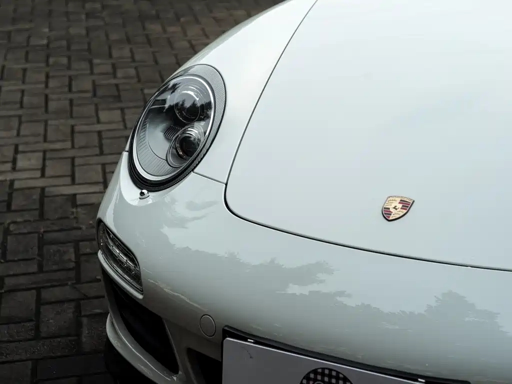 Porsche 911 2012 — фото 8