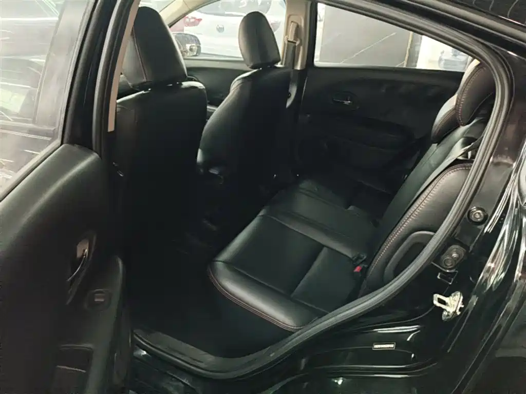 Honda Vezel 2016 — фото 17