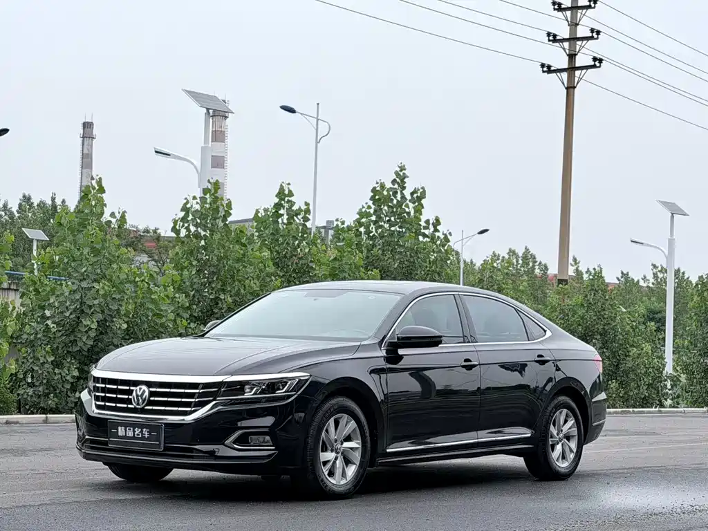 Volkswagen Passat 2021