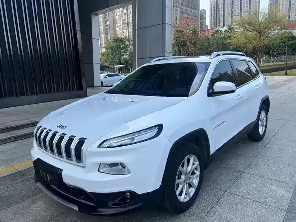 Jeep Cherokee 2016