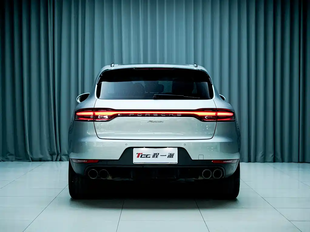 Porsche Macan 2022 — фото 16
