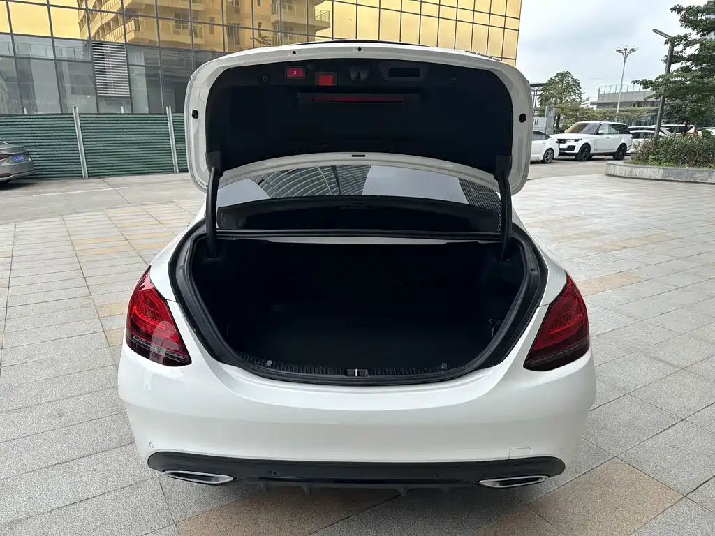 Mercedes-Benz C-Class 2021 — фото 17