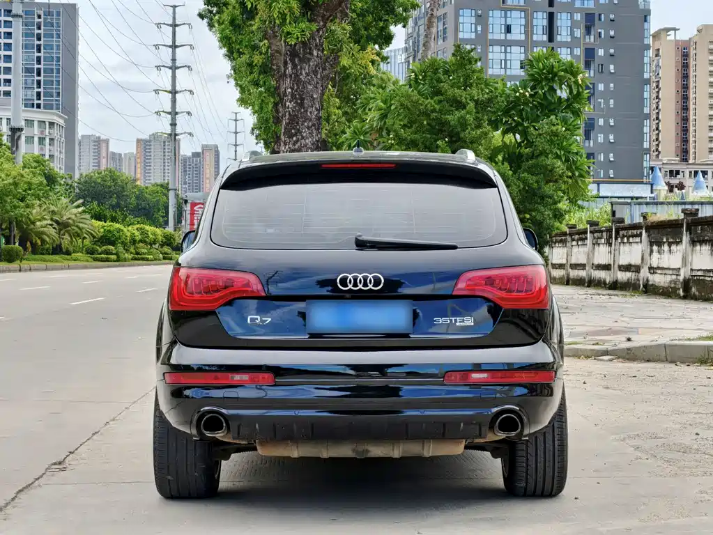 Audi Q7 2015 — фото 8