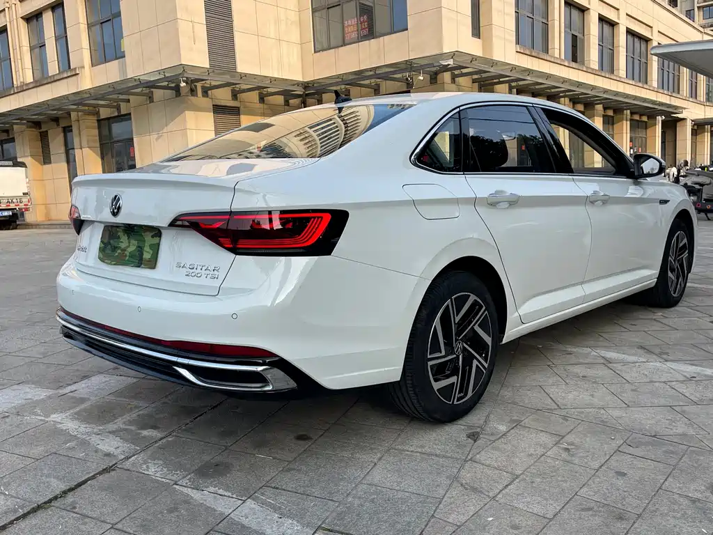Volkswagen Sagitar 2023