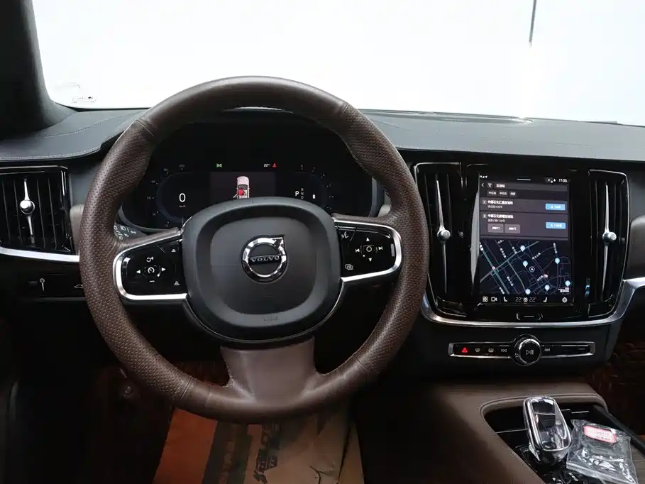 Volvo S90 2022 — фото 27
