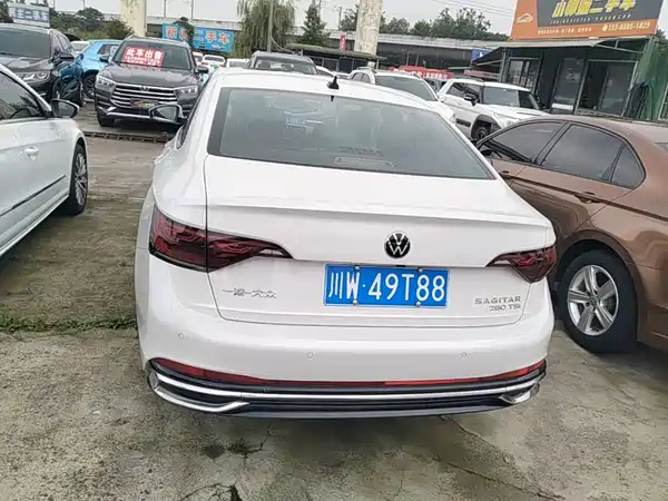 Volkswagen Sagitar 2023