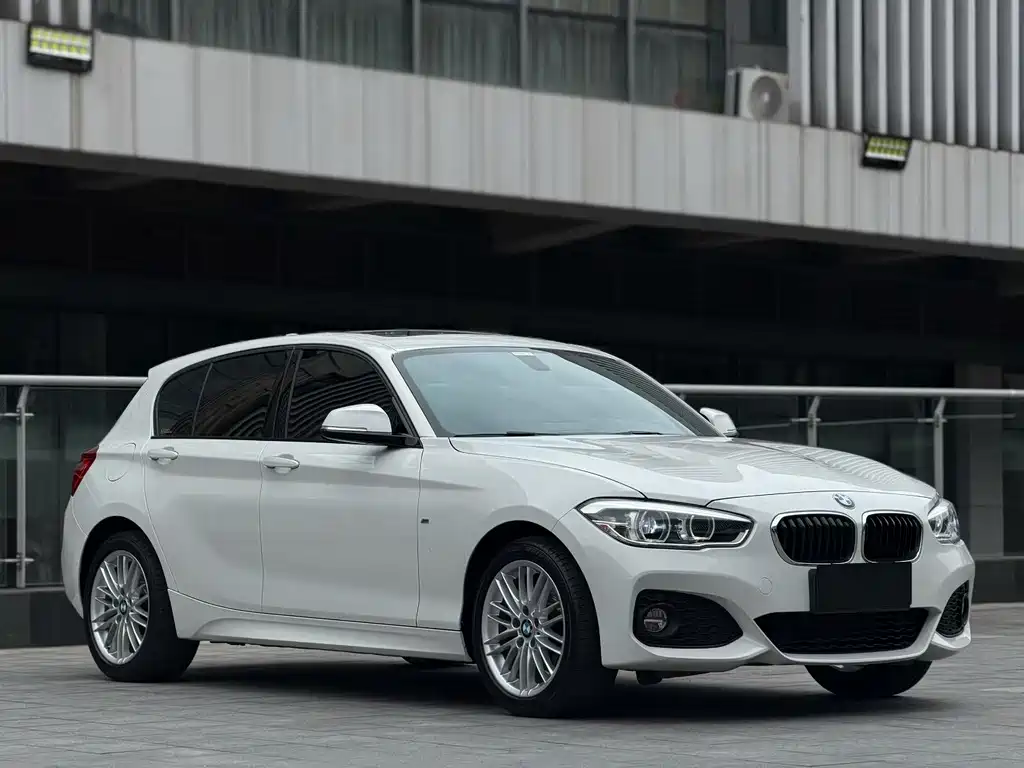 BMW 1 Series 2018 — фото 2