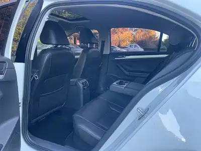Volkswagen Sagitar 2017