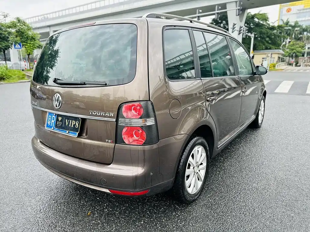 Volkswagen Touran 2013