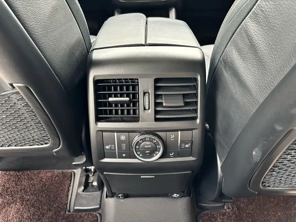 Mercedes-Benz GL-Class 2014 — фото 17