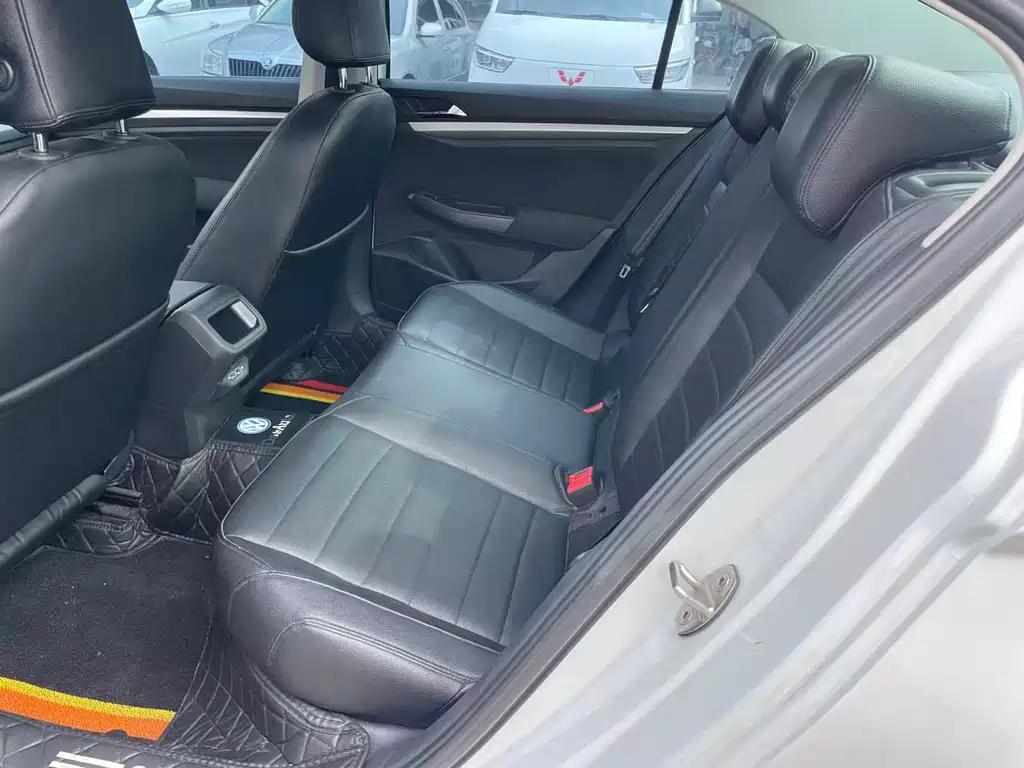 Volkswagen Bora 2021