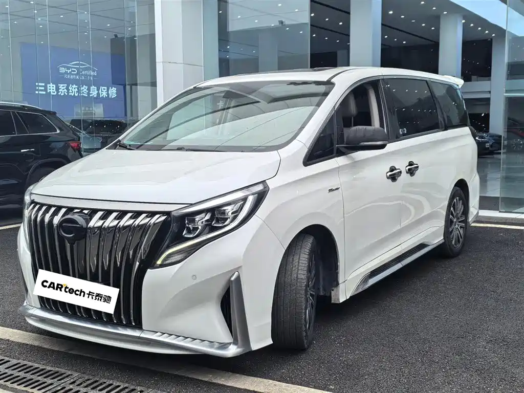 GAC Motor Trumpchi M8 2021 — фото 1